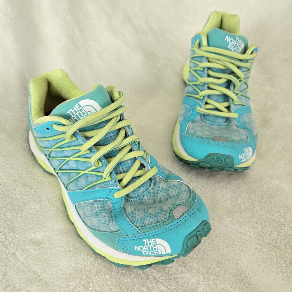 The North Face Running Shoes Womens SZ 6 Ultra‎ Cardiac Flash Dry Cradle Heel